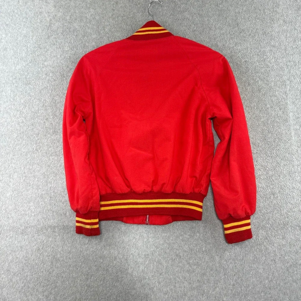 Pyramid Outerwear attributes vintage